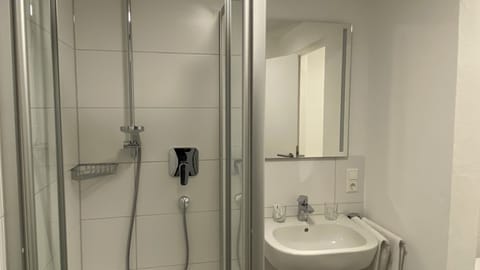 Comfort Double or Twin Room | Bathroom | Hair dryer, towels