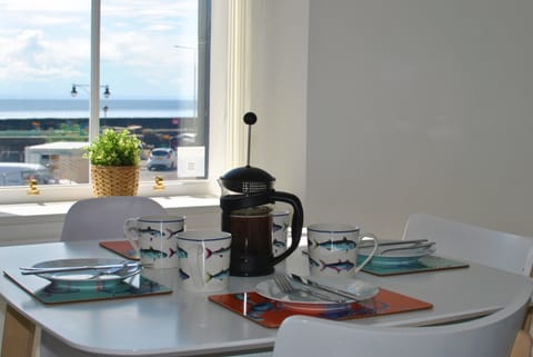 Gather together to enjoy a meal or takeaway