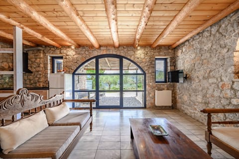 Manousaki,serene villa,pool,Near taverns,Crete,Greece