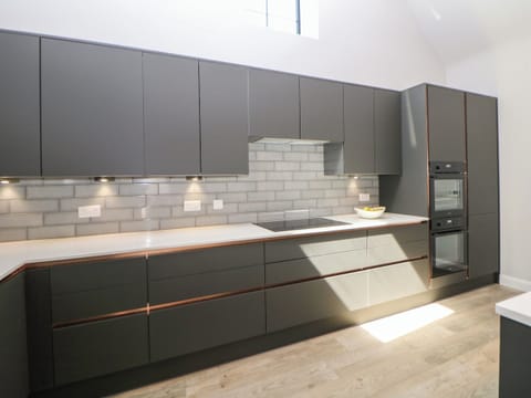 Fridge, dishwasher, electric kettle, toaster