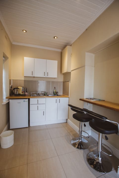 Studio (Self-Catering) | Private kitchen | Fridge, espresso maker, electric kettle