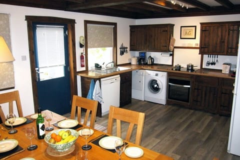 Jura Cottage kitchen