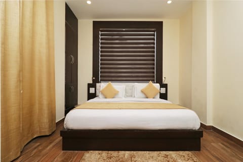 Super Deluxe with Balcony and Ac | Free WiFi, bed sheets