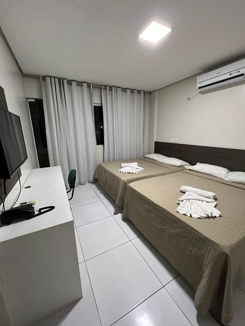 Comfort Quadruple Room | Free WiFi, bed sheets