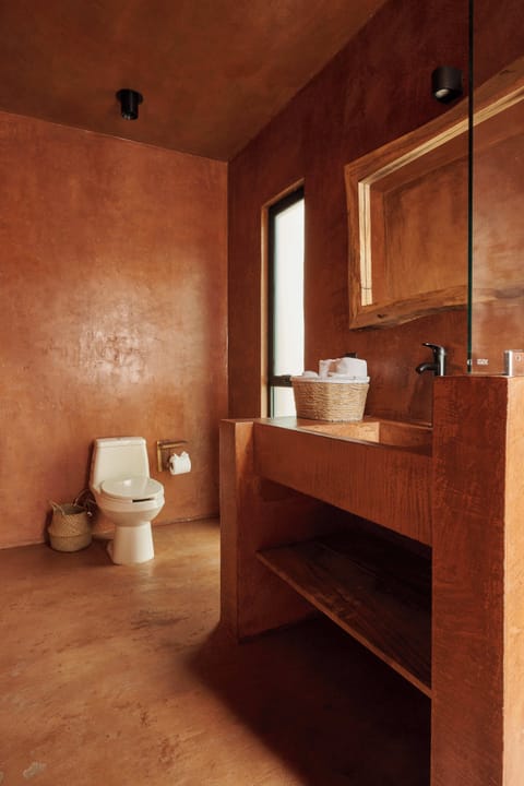 Classic Villa | Bathroom | Shower, towels