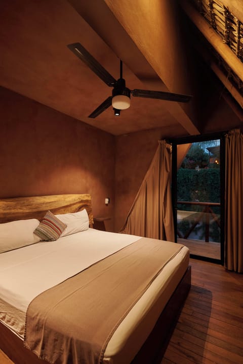 Classic Villa | 2 bedrooms, in-room safe, iron/ironing board, free WiFi