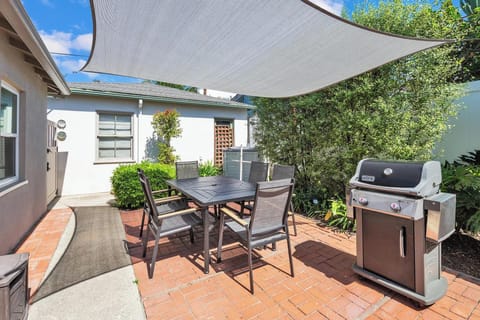 Back patio: BBQ, seating for 6, beach gear