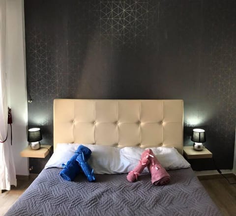 Apartment, Accessible, Smoking | 1 bedroom, desk