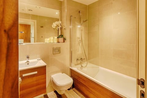 Apartment | Bathroom | Combined shower/tub, deep soaking tub