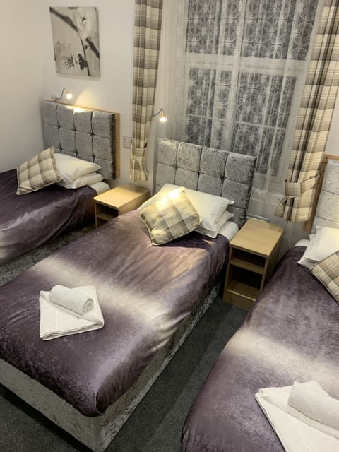 Rear Facing Luxury Triple Room | Soundproofing, bed sheets