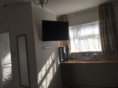 Rear Facing Double Room | Soundproofing, bed sheets