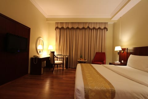 Classic Double Room | In-room safe, individually decorated, individually furnished, desk
