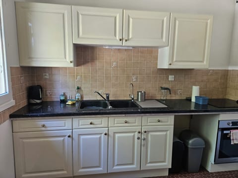 13fc532f-f603-4964-ade5-c967f1281cf2