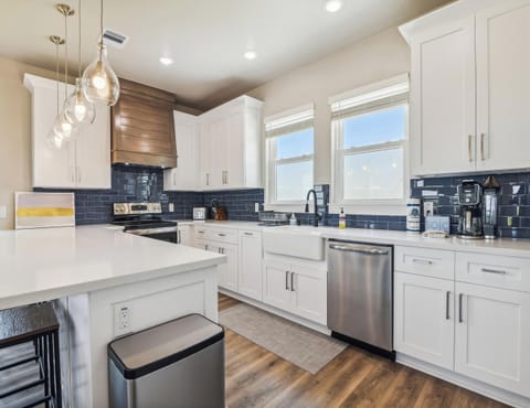 House (3 Bedrooms) | Property amenity