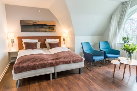 Comfort Double Room, 2 Twin Beds, Balcony, Sea View | Premium bedding, desk, laptop workspace, soundproofing