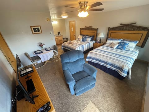 Basic Room, 2 Queen Beds, Non Smoking, Lake View | Hypo-allergenic bedding, Tempur-Pedic beds, individually decorated