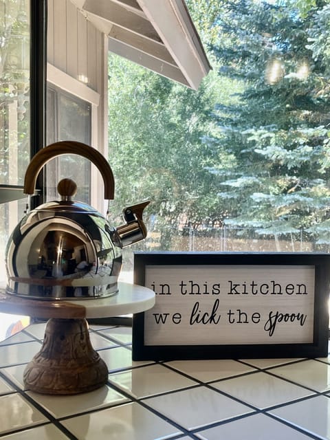 Running Creek Backyard Gate