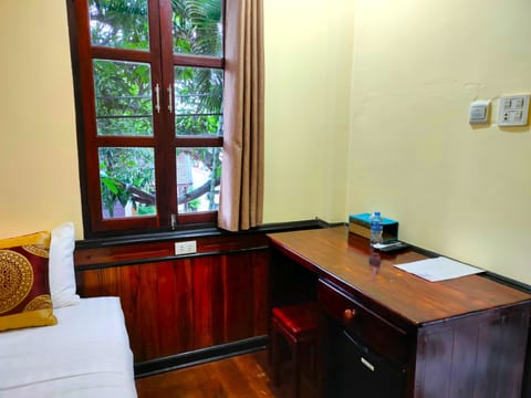 Deluxe Twin Room | Individually decorated, desk, soundproofing, free WiFi