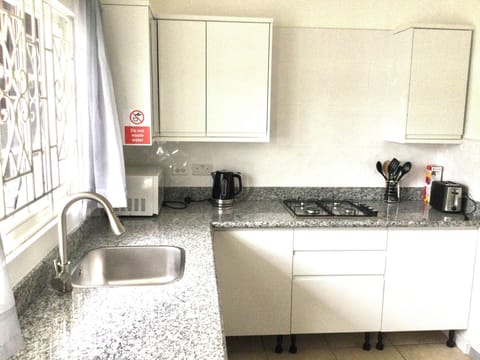 Apartment | Private kitchen | Fridge, microwave, stovetop, electric kettle