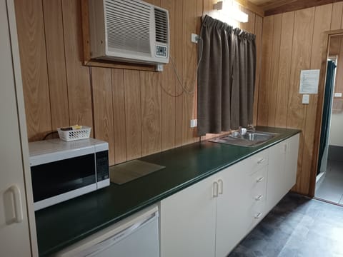 Standard Room, Kitchen (Studio) | Private kitchen