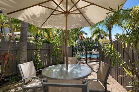 2 Bedroom Standard Poolside Apartment | Terrace/patio