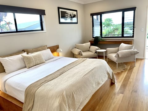 Superior Room, Balcony (Upstairs) | Soundproofing, iron/ironing board, free WiFi, bed sheets