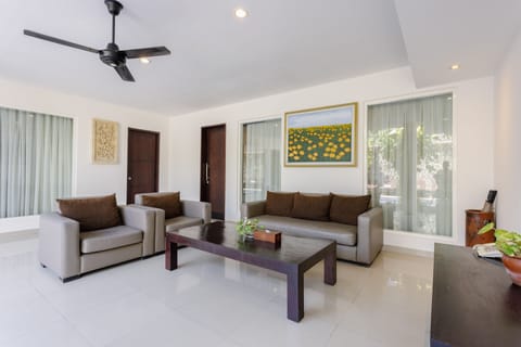 Villa, 1 Bedroom, Private Pool | Living area | 30-inch flat-screen TV with cable channels, TV, DVD player