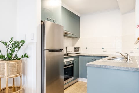 Standard Apartment, 2 Bedrooms | Private kitchen | Full-size fridge, microwave, stovetop, electric kettle