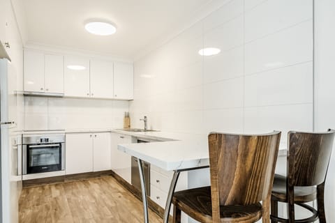 Standard Apartment, 1 Bedroom | Private kitchen | Full-size fridge, microwave, stovetop, electric kettle