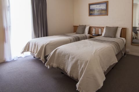 Executive Family Suite | Iron/ironing board, free WiFi, bed sheets