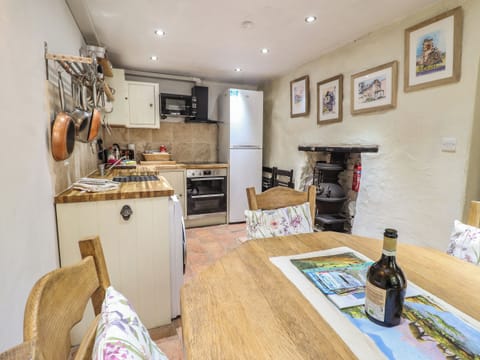 Fridge, electric kettle, toaster, cookware/dishes/utensils