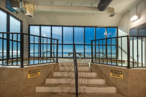 Condo, 2 Bedrooms | Interior