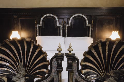 Basic Suite | Premium bedding, down comforters, minibar, free WiFi