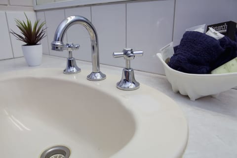 Superior Room | Bathroom sink