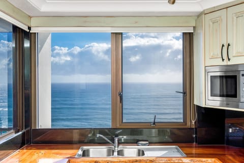 2 Bedroom Penthouse Ocean View Apartment | Private kitchen | Full-size fridge, microwave, oven, stovetop