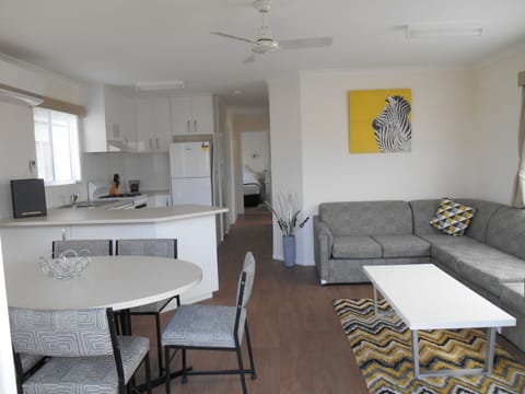 Kalinda Cabins | Living area | Flat-screen TV, DVD player, table tennis