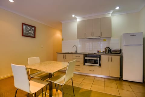 Standard Suite, 2 Bedrooms, Kitchen (Apartment) | Private kitchen | Full-size fridge, microwave, electric kettle, cookware/dishes/utensils