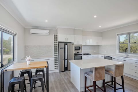 Presidential Apartment | Private kitchen | Fridge, microwave, electric kettle