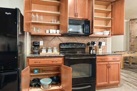 Coffee bar includes regular coffee, decaf, tea, sugar, cream, and sweetener.