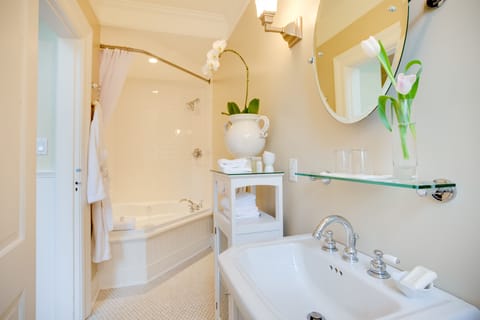 Room, 1 Queen Bed, Garden View (French Country Garden) | Bathroom | Combined shower/tub, hair dryer, bathrobes, towels
