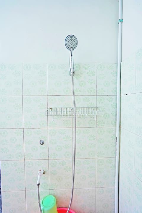 Standard Double Room | Bathroom | Shower, towels, soap