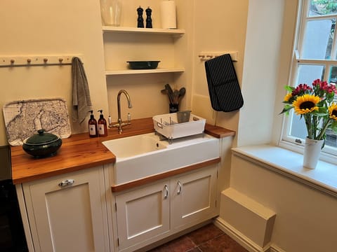 Fridge, dishwasher, electric kettle, toaster