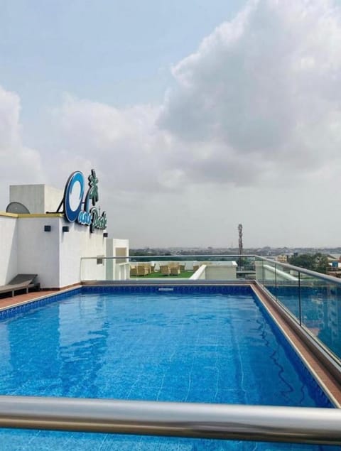 Deluxe Apartment, City View | Private pool