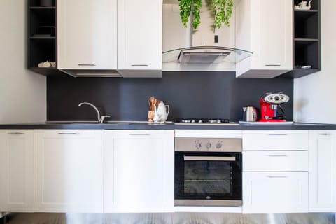 Kitchen  Appartamento IL MANDORLO Affitti Brevi Italia 