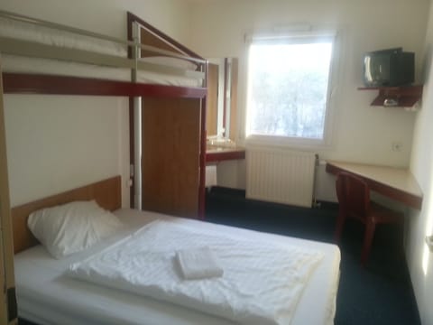 Standard Double or Twin Room | Desk, laptop workspace, free WiFi, bed sheets