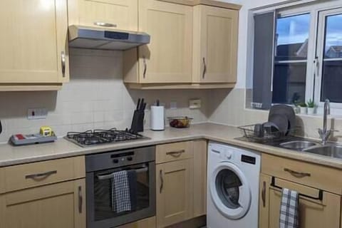 33555263 d031 46a8 83c8 f2457d71707d