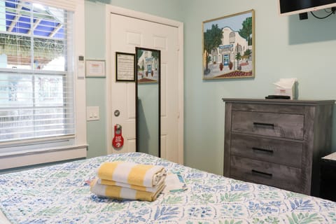 Barbados | Minibar, iron/ironing board, free WiFi