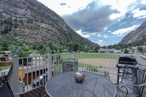 Across from Ouray park & Hotsprings