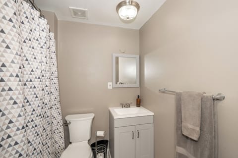 Condo, Multiple Beds | Bathroom | Towels, toilet paper