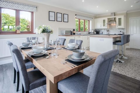 Springfield Lodge - 3 Bedroom Home - Princes Gate (23437)